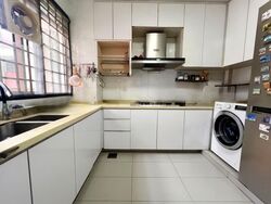 Blk 305 Tampines Street 32 (Tampines), HDB 5 Rooms #584404031